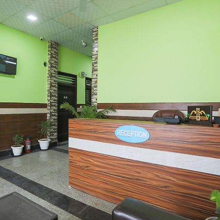 Capital O 85839 Hotel A-one Manesar Esterno foto