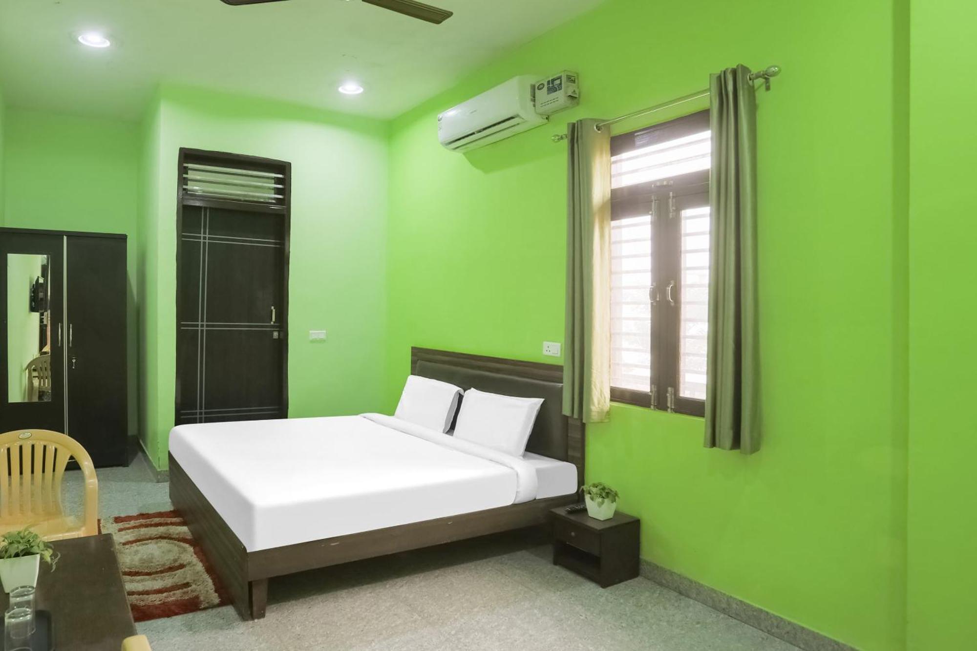 Capital O 85839 Hotel A-one Manesar Esterno foto